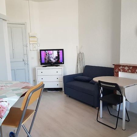 Studio With Sea View For 2 People Toulon Eksteriør billede